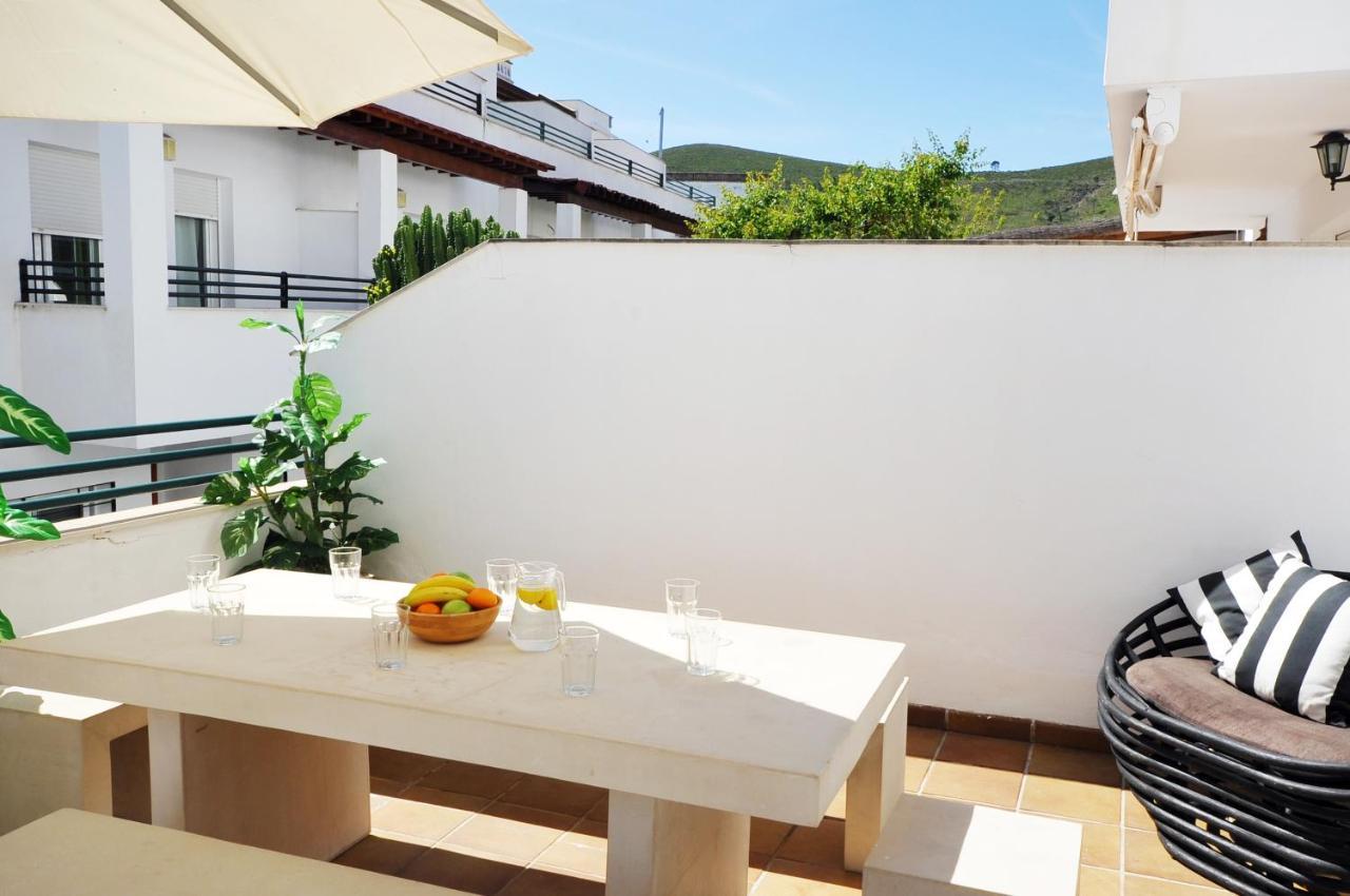 3 Bedroom Townhouse Benahavis Village Exterior photo